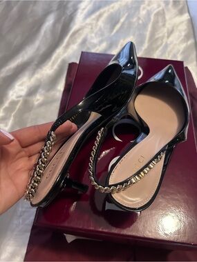 Gucci Black Patent Leather Pointed Slingback Pumps